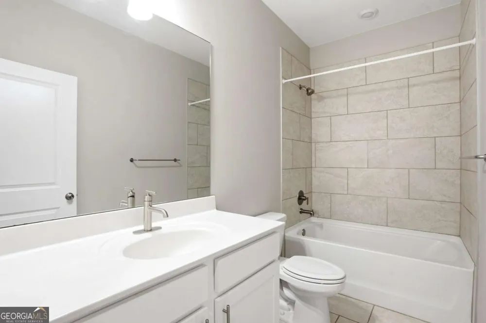 3327 Park Pointe CIR Scottdale, GA 30079