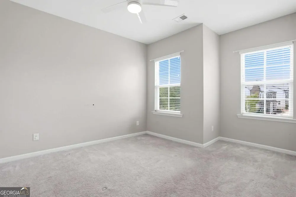 3327 Park Pointe CIR Scottdale, GA 30079