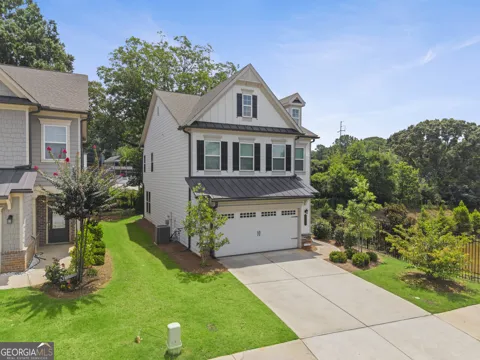 3327 Park Pointe CIR