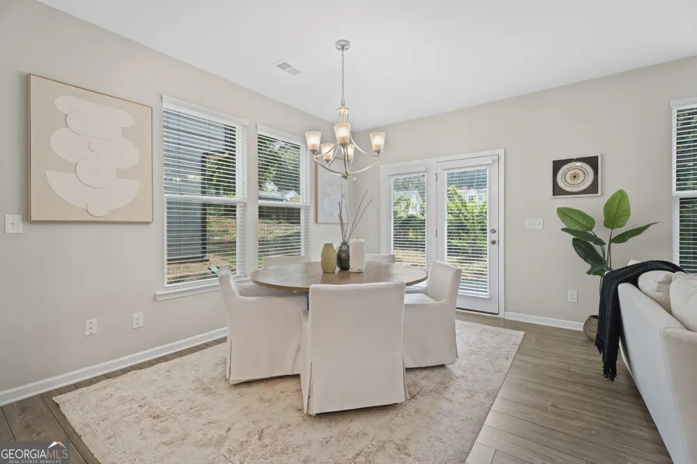 3327 Park Pointe CIR Scottdale, GA 30079