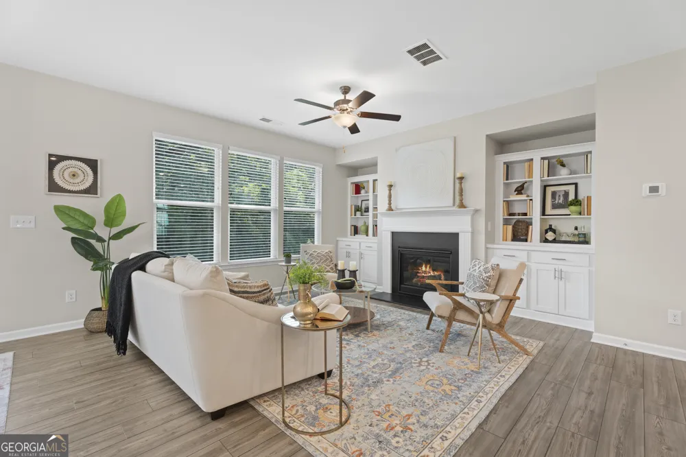 3327 Park Pointe CIR Scottdale, GA 30079