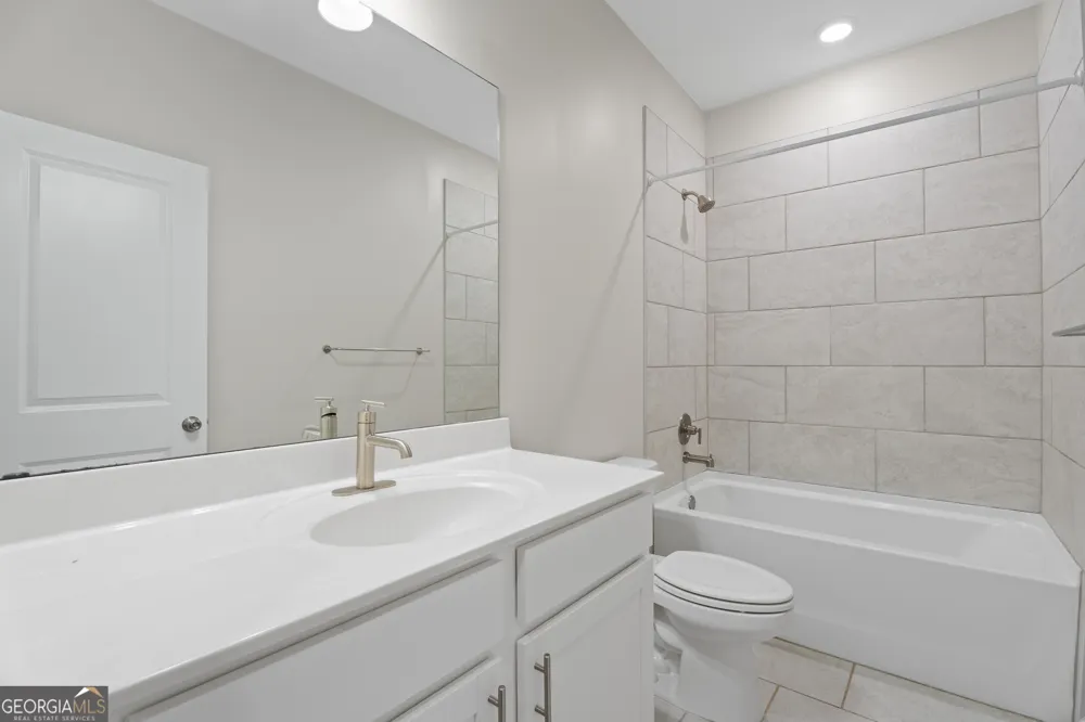 3327 Park Pointe CIR Scottdale, GA 30079
