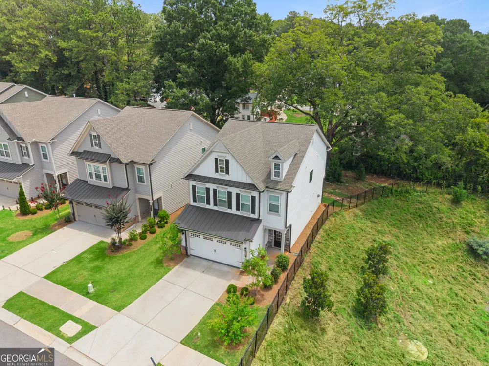3327 Park Pointe CIR Scottdale, GA 30079