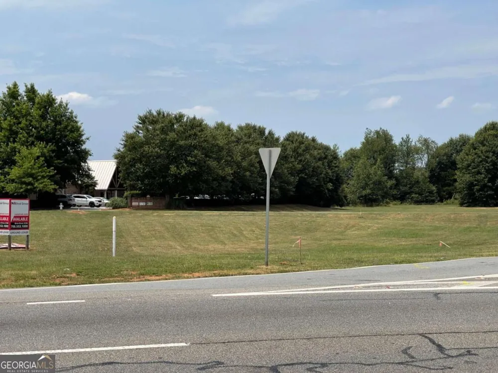 1011 Garland DR Bogart, GA 30622