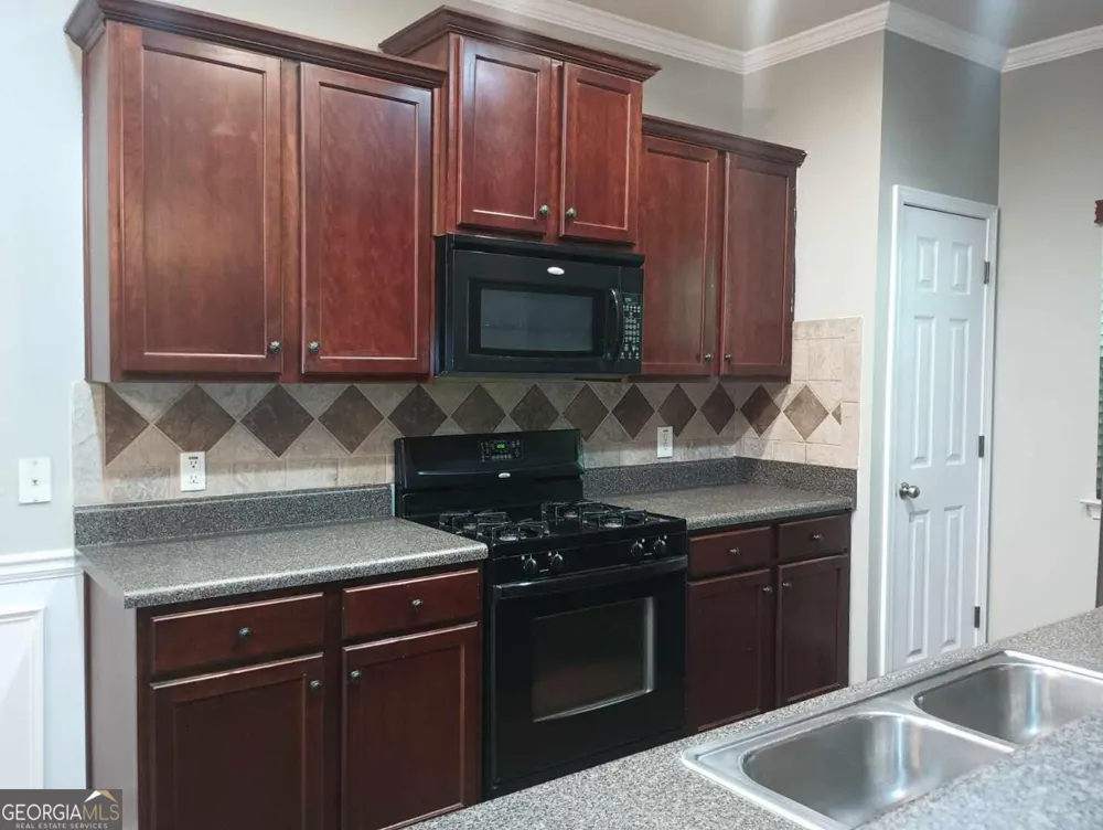 2759 Keystone AVE Lithonia, GA 30058
