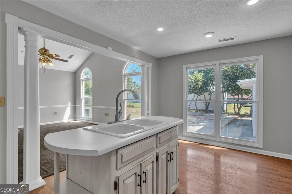 420 James ST Ailey, GA 30410