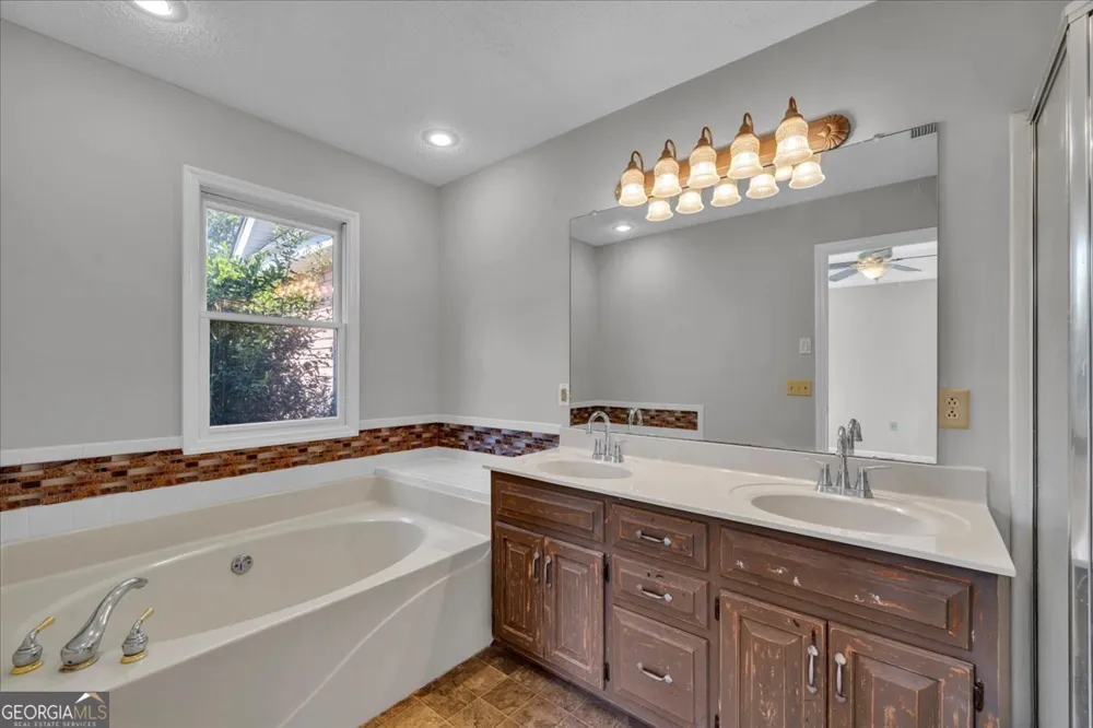420 James ST Ailey, GA 30410