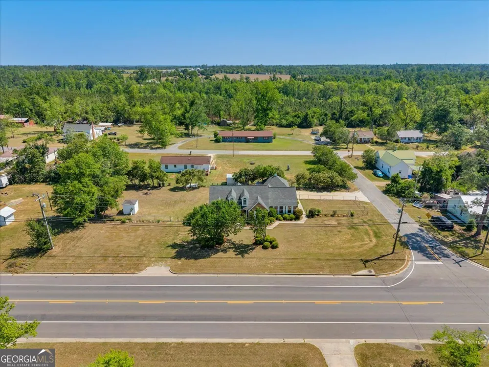 420 James ST Ailey, GA 30410