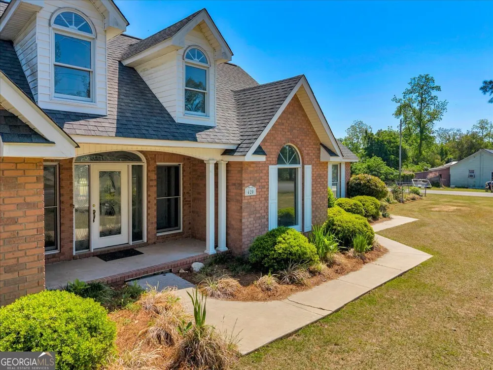 420 James ST Ailey, GA 30410