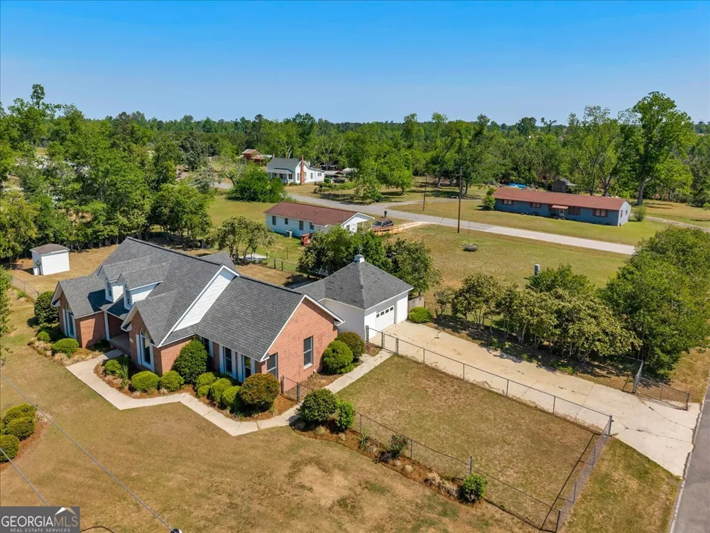 420 James ST Ailey, GA 30410