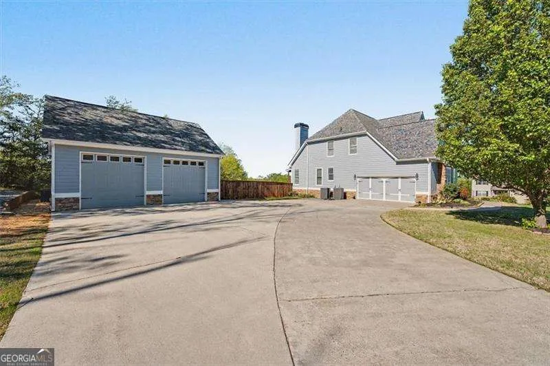 18 Thunderhawk LN NE Rydal, GA 30171