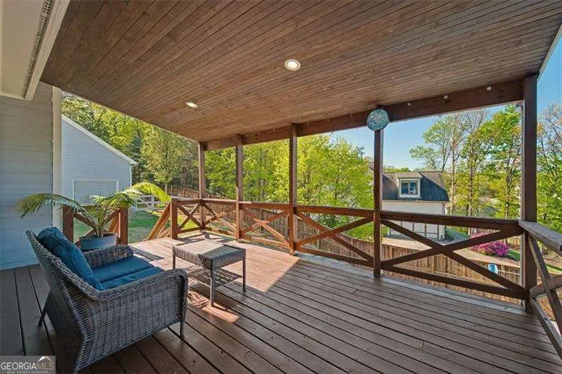 18 Thunderhawk LN NE Rydal, GA 30171