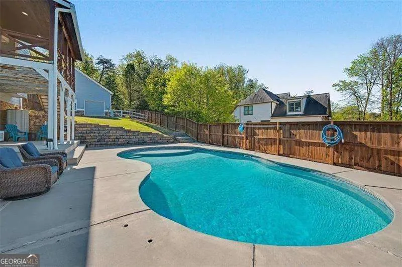 18 Thunderhawk LN NE Rydal, GA 30171