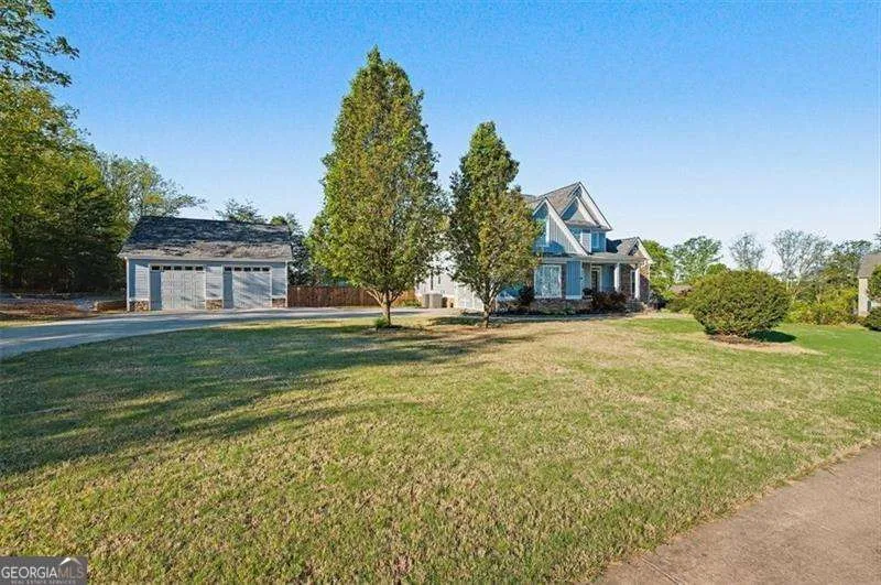18 Thunderhawk LN NE Rydal, GA 30171