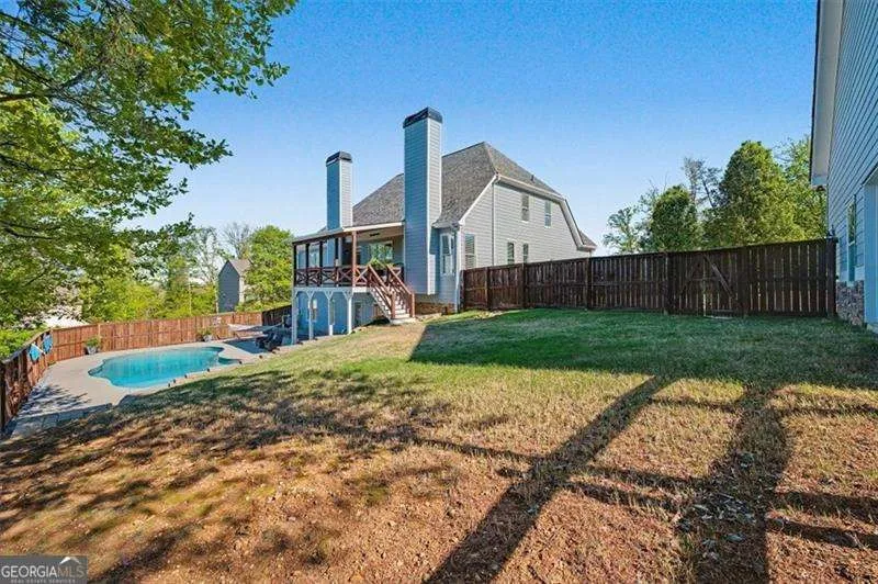 18 Thunderhawk LN NE Rydal, GA 30171