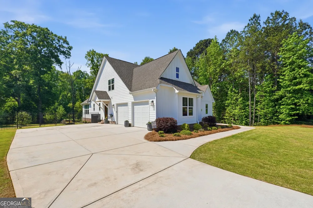 113 Kenmare ROW Tyrone, GA 30290