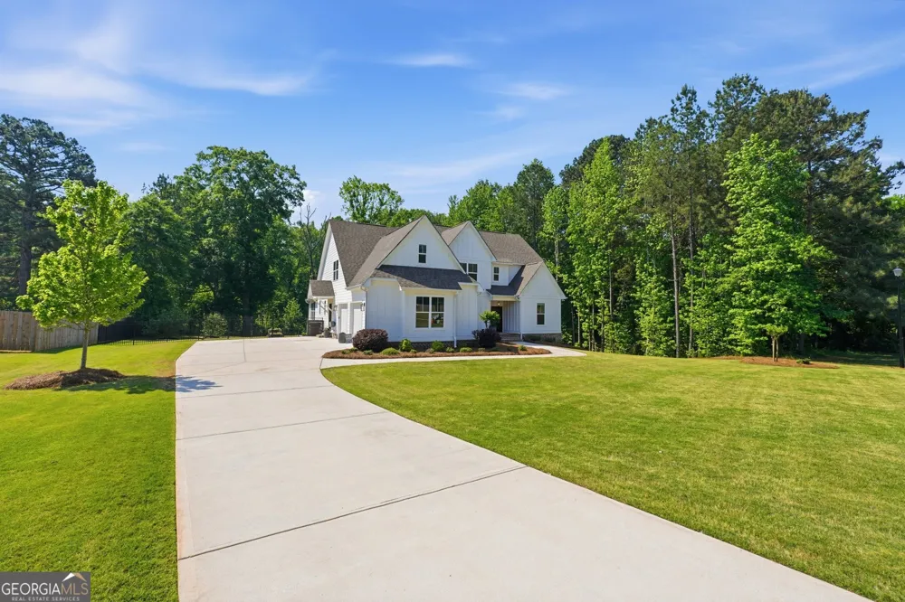 113 Kenmare ROW Tyrone, GA 30290