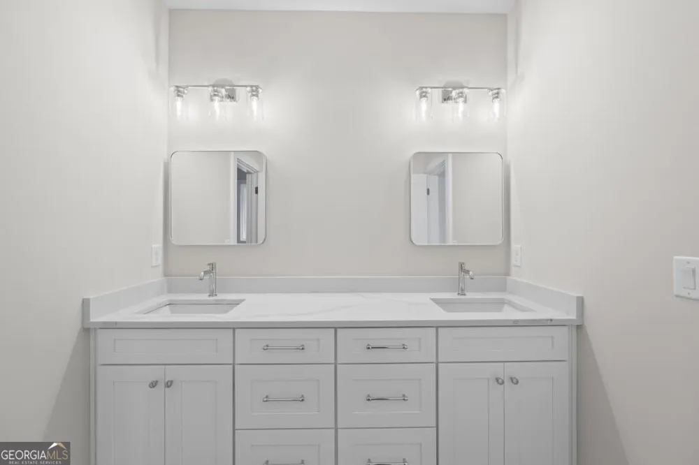 1301 Grayson Pointe DR Buckhead, GA 30625