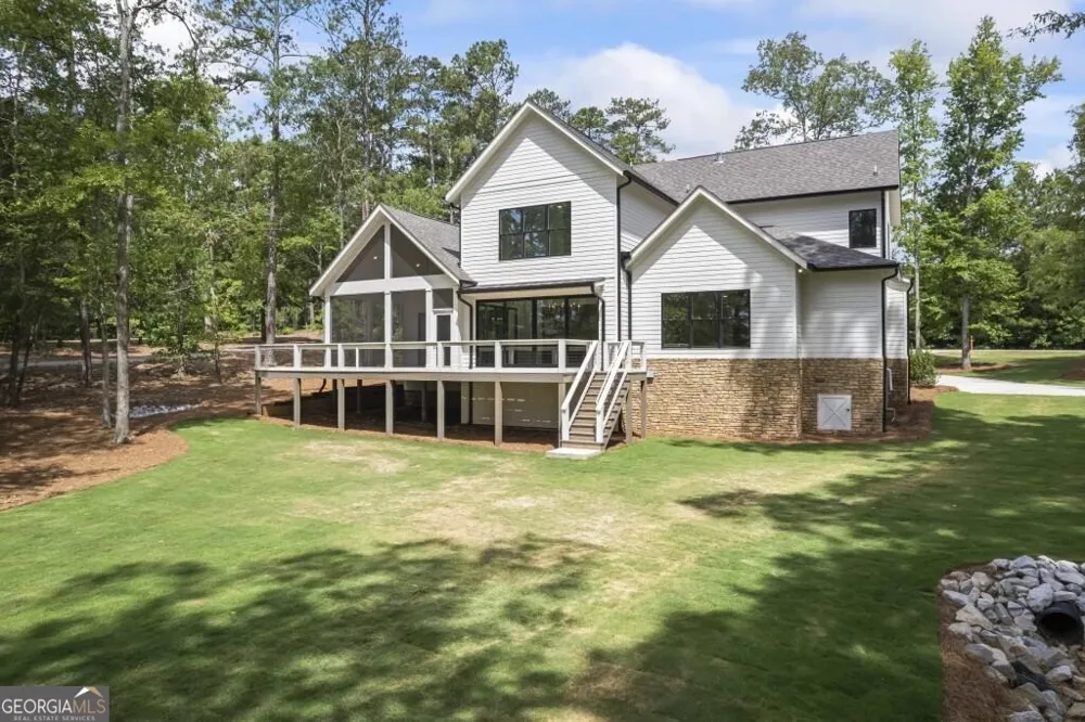 1301 Grayson Pointe DR Buckhead, GA 30625