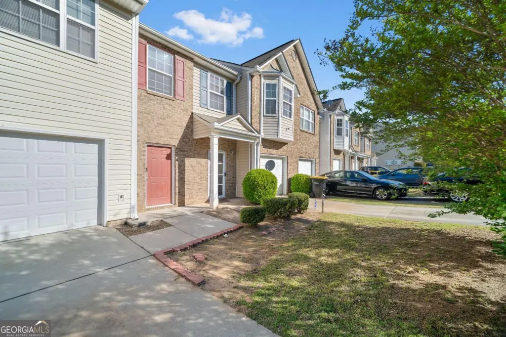 6120 Capitol KNL Fairburn, GA 30213