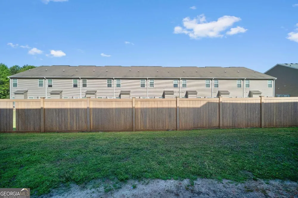 6120 Capitol KNL Fairburn, GA 30213