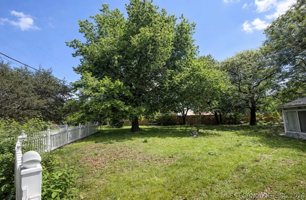 130 Acker Drive Ada, OK 74820