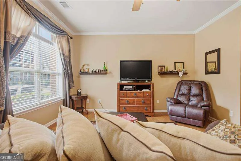 534 Ridge View XING Woodstock, GA 30188