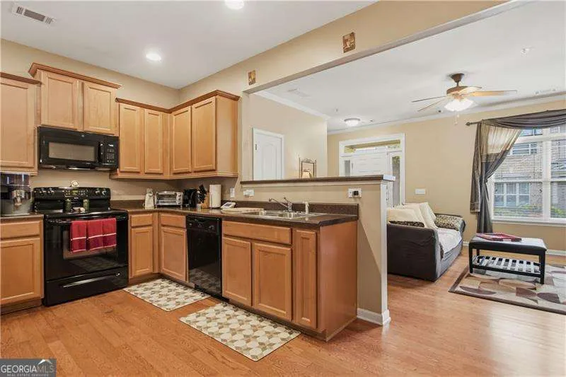 534 Ridge View XING Woodstock, GA 30188
