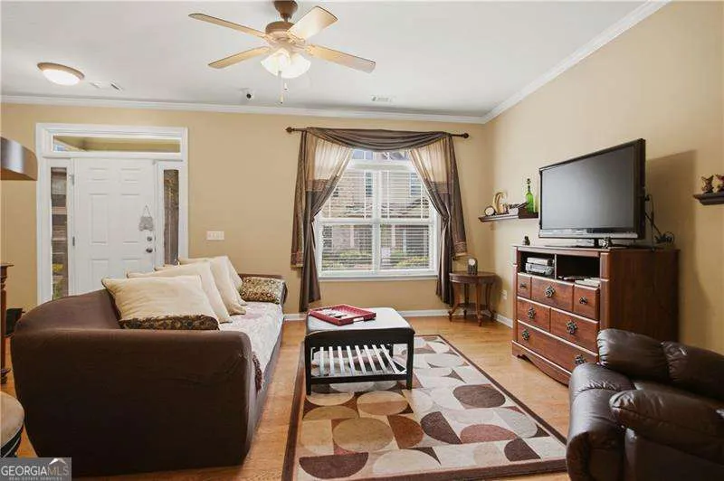 534 Ridge View XING Woodstock, GA 30188
