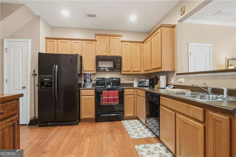 534 Ridge View XING Woodstock, GA 30188