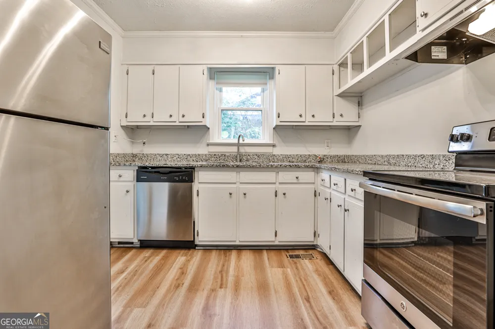 3537 W Hill ST Clarkston, GA 30021