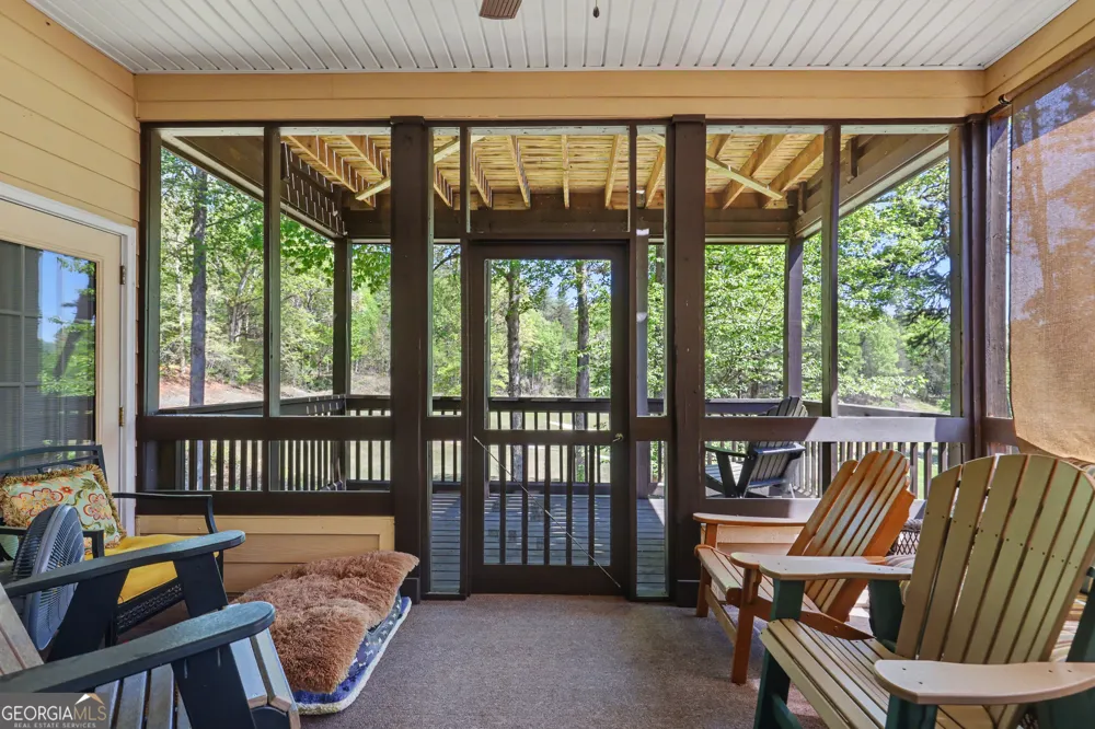 146 Gleneagle CT Clayton, GA 30525
