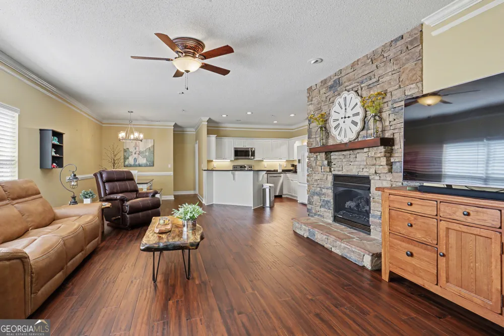 146 Gleneagle CT Clayton, GA 30525