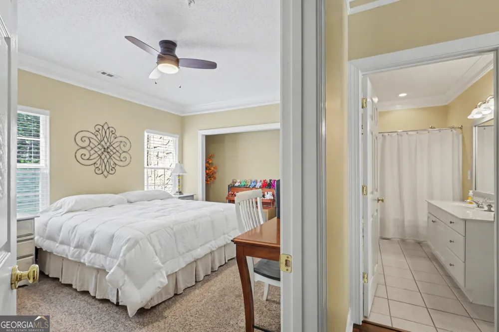 146 Gleneagle CT Clayton, GA 30525
