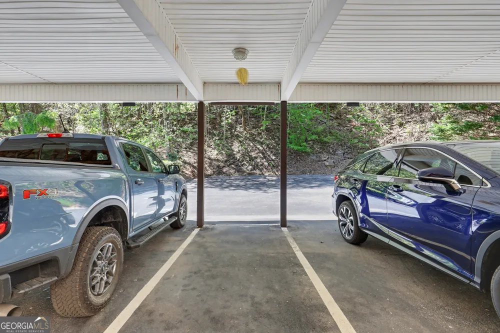 146 Gleneagle CT Clayton, GA 30525