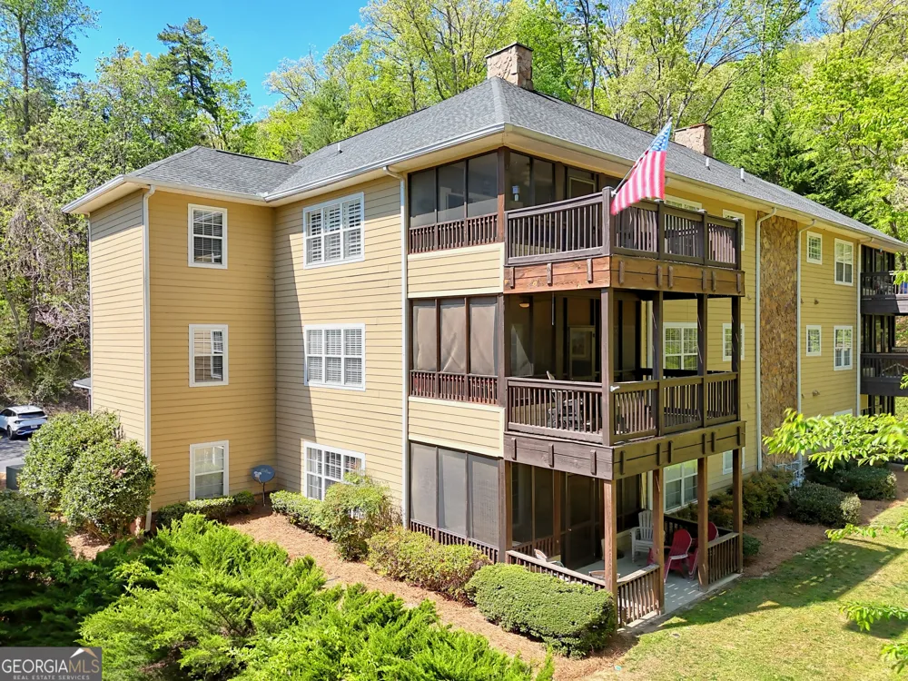 146 Gleneagle CT Clayton, GA 30525