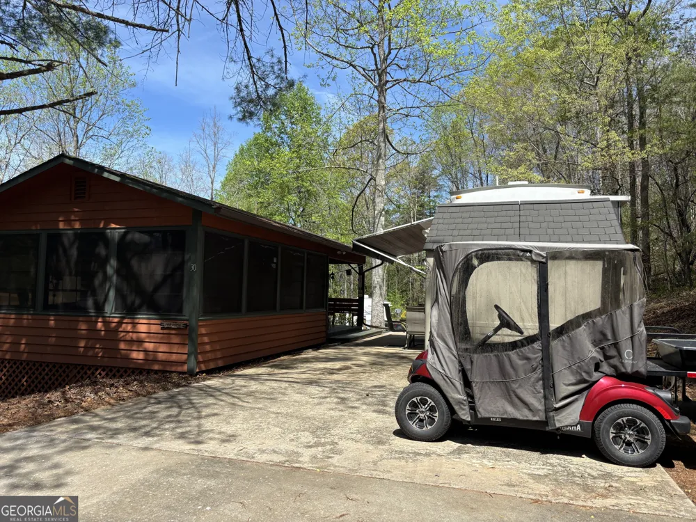 30 Valley CT Cleveland, GA 30528