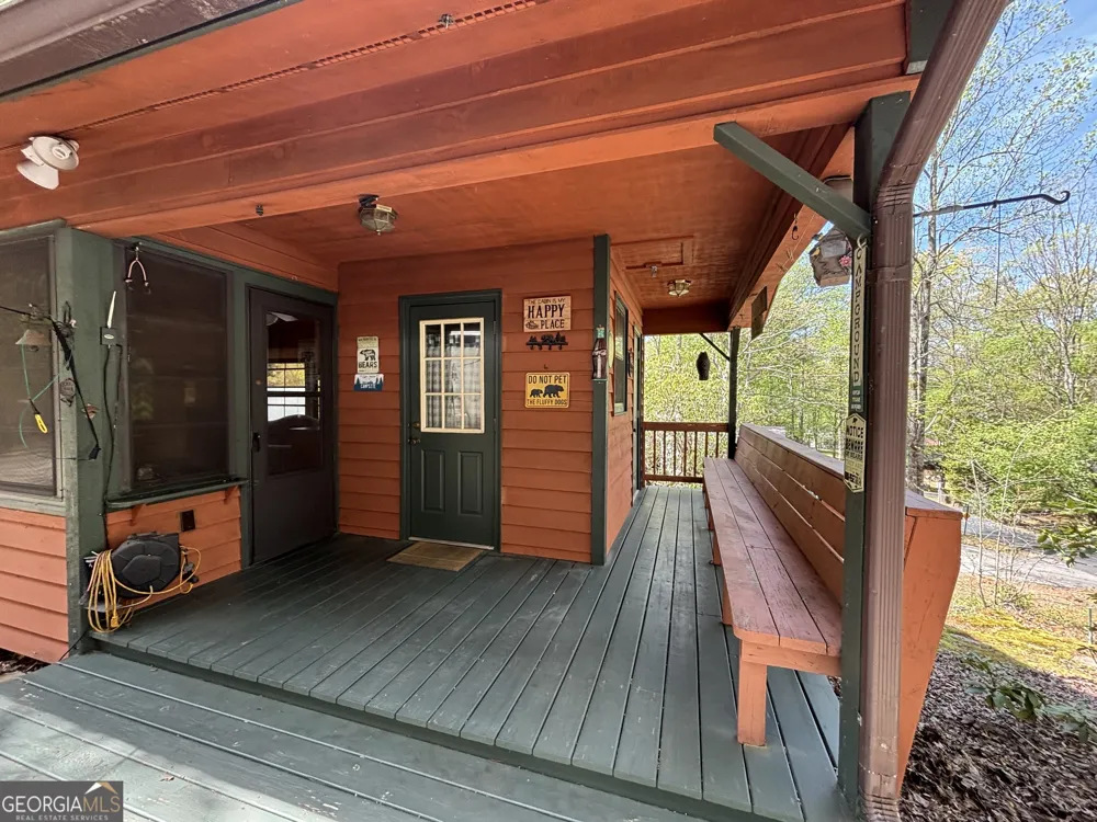 30 Valley CT Cleveland, GA 30528