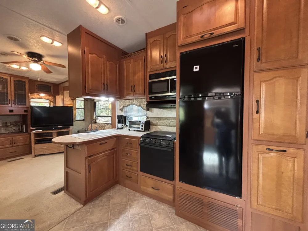 30 Valley CT Cleveland, GA 30528