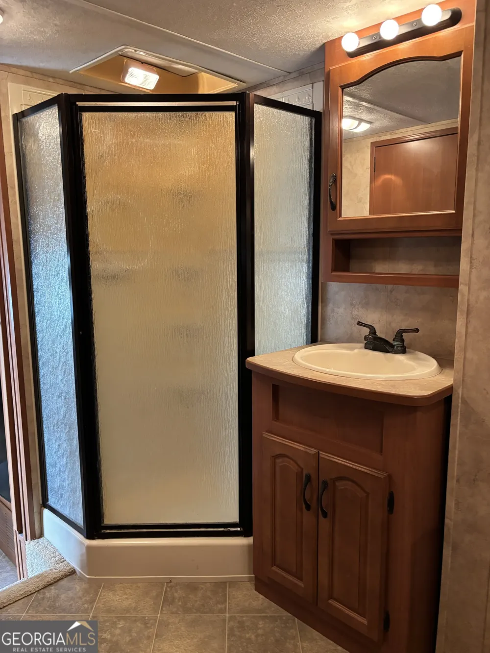 30 Valley CT Cleveland, GA 30528