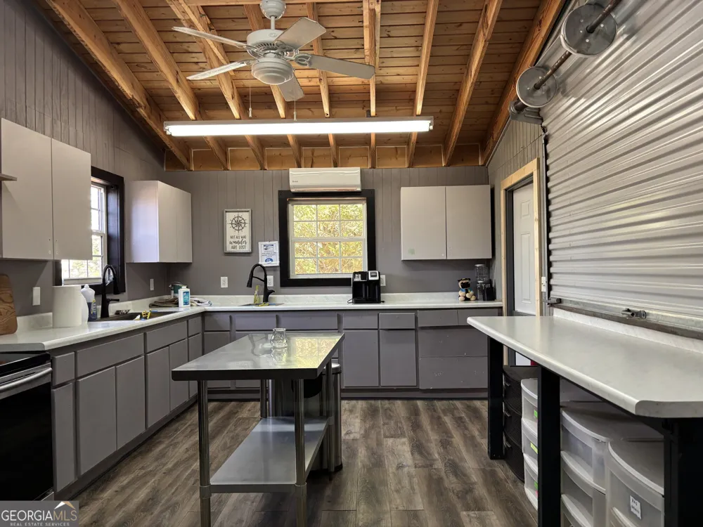 30 Valley CT Cleveland, GA 30528