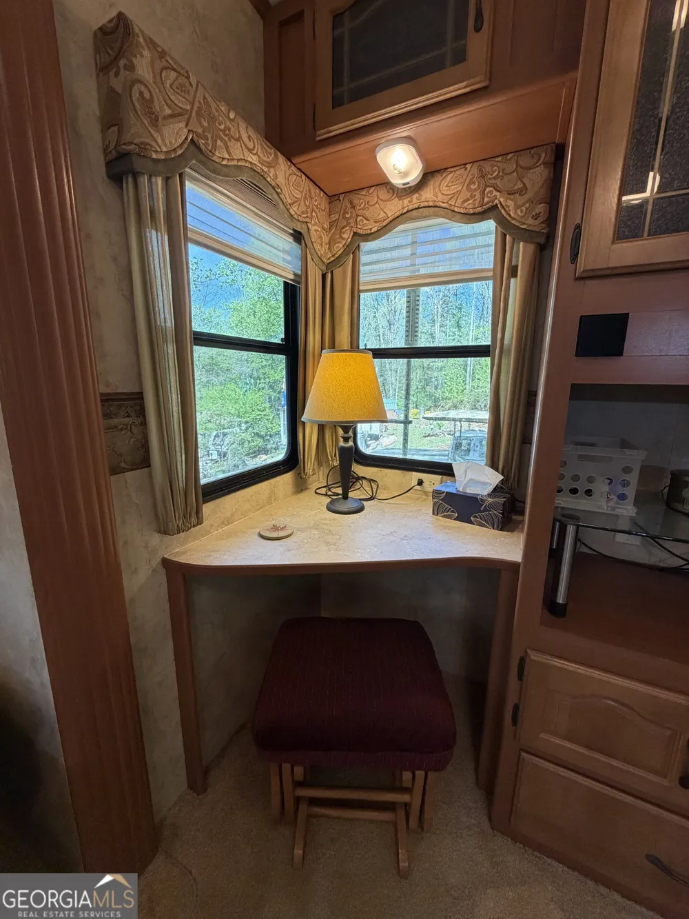 30 Valley CT Cleveland, GA 30528