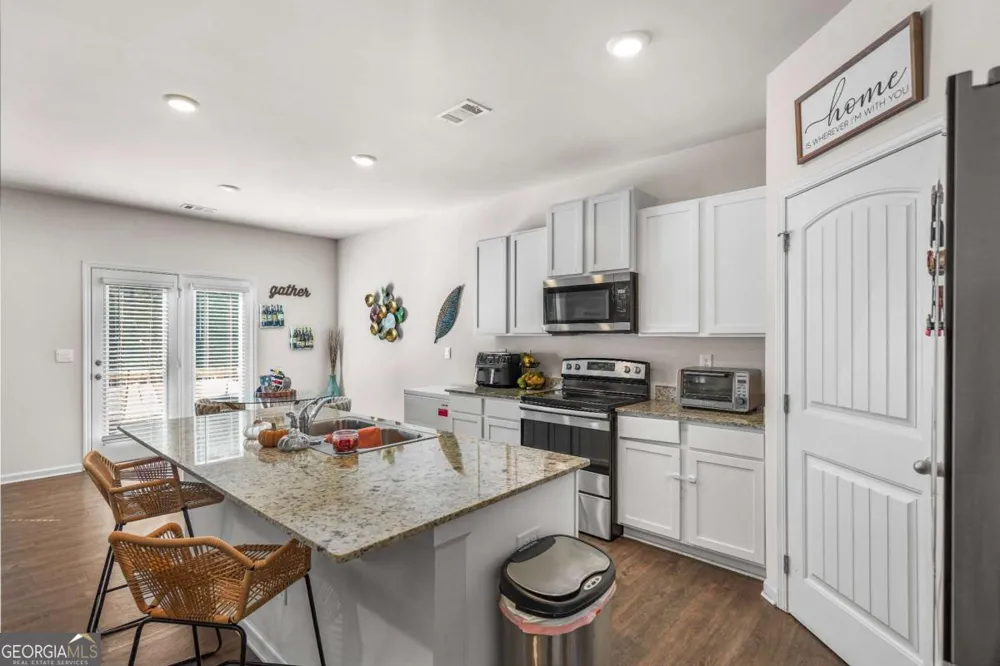 499 Walnut Grove WAY Pendergrass, GA 30567