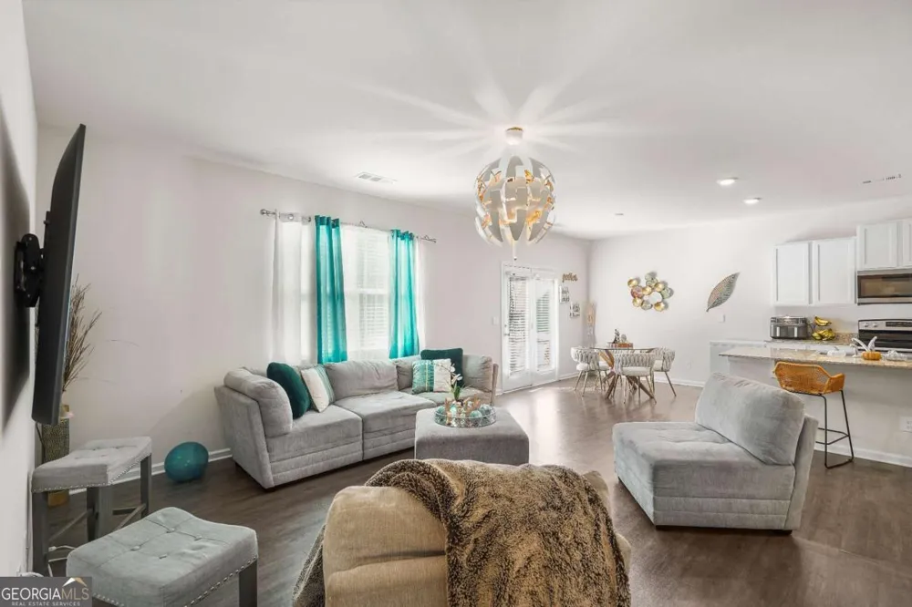 499 Walnut Grove WAY Pendergrass, GA 30567