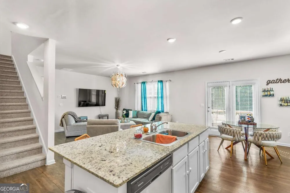 499 Walnut Grove WAY Pendergrass, GA 30567