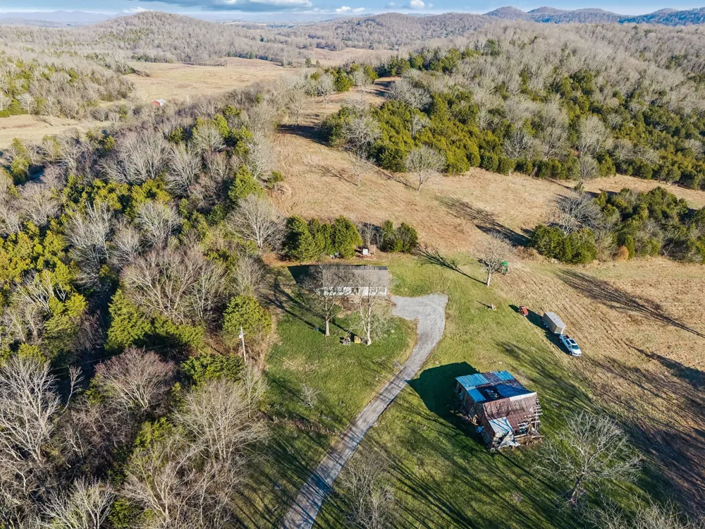 2370 Patton Hollow Rd Watertown, TN 37184