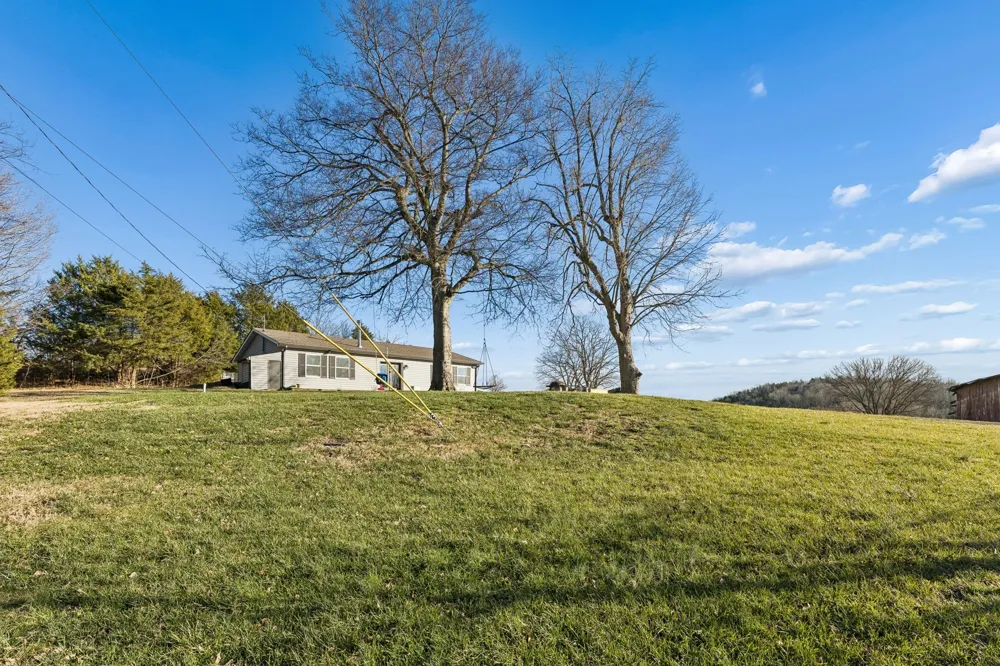 2370 Patton Hollow Rd Watertown, TN 37184