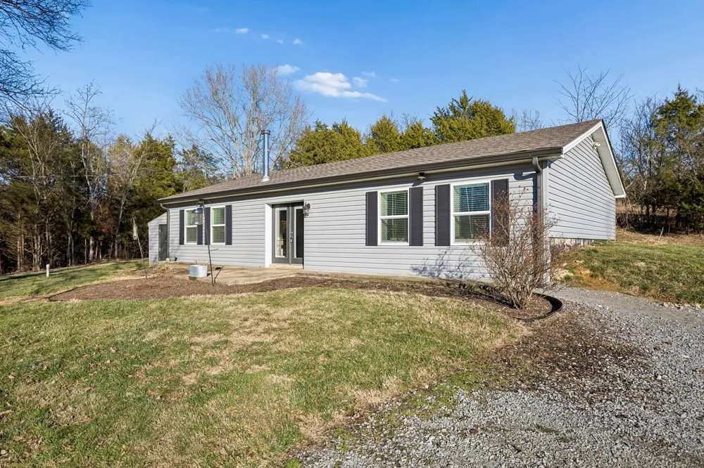 2370 Patton Hollow Rd Watertown, TN 37184