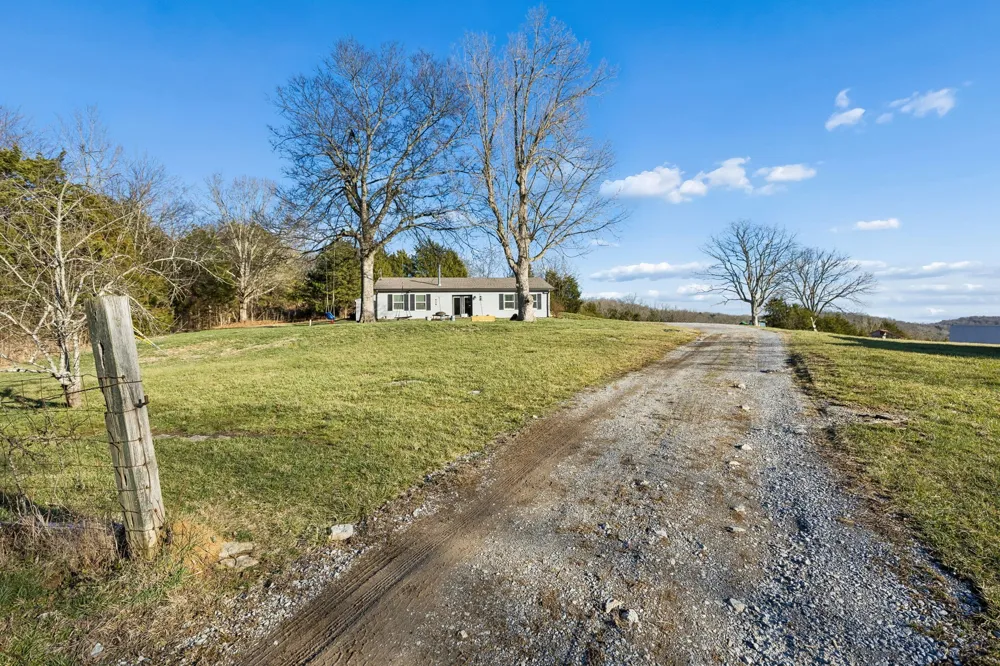2370 Patton Hollow Rd Watertown, TN 37184