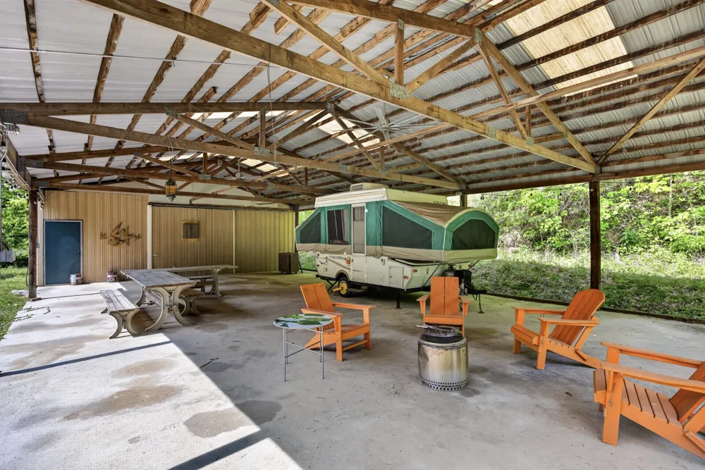 700 Ben Birdwell Ln Bloomington Springs, TN 38545